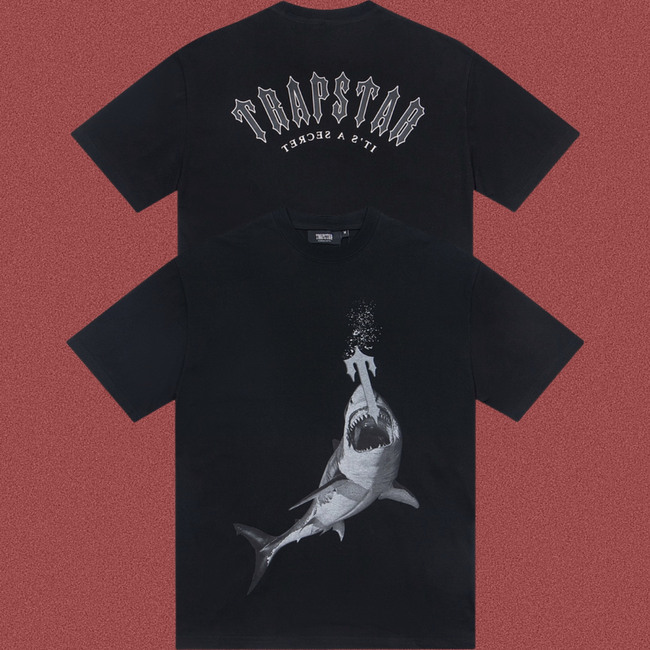 TRAPSTAR Graphic Shark Print T-Shirt Hover Image